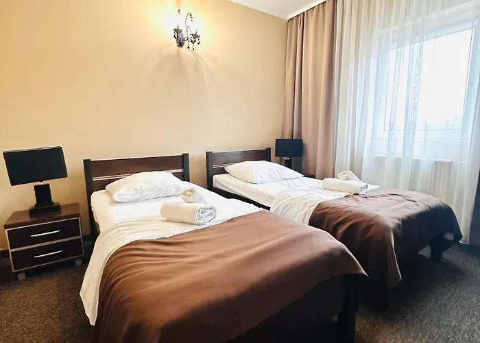 Rezydencja Rosato Frühstückspension Mirkow